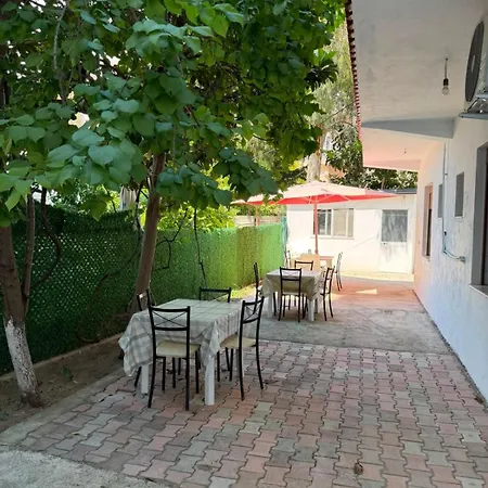 White Casa de hóspedes Durrës